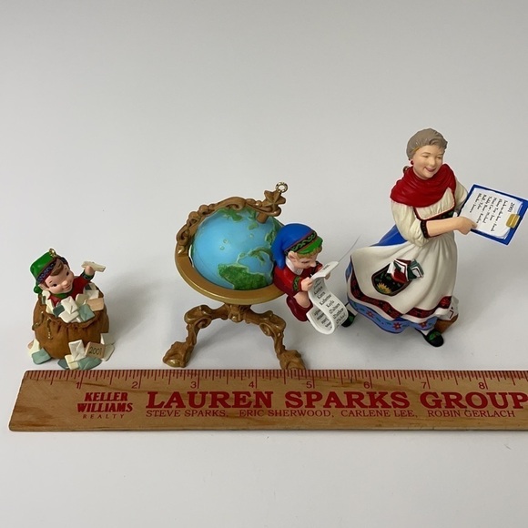 Hallmark “Globus, Lettera and Mrs Claus” - Picture 7 of 11